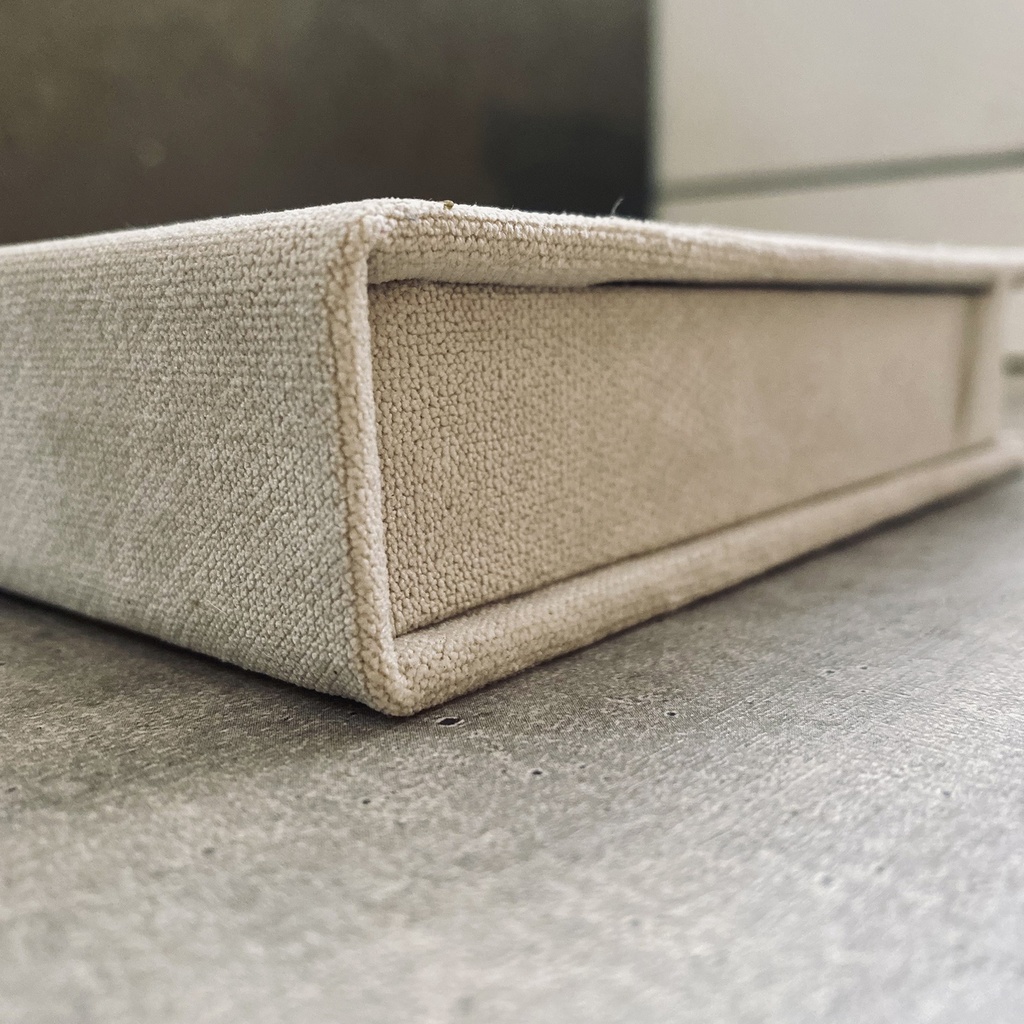 Caja 18x21 - Tapa Textura con BajoRelieve